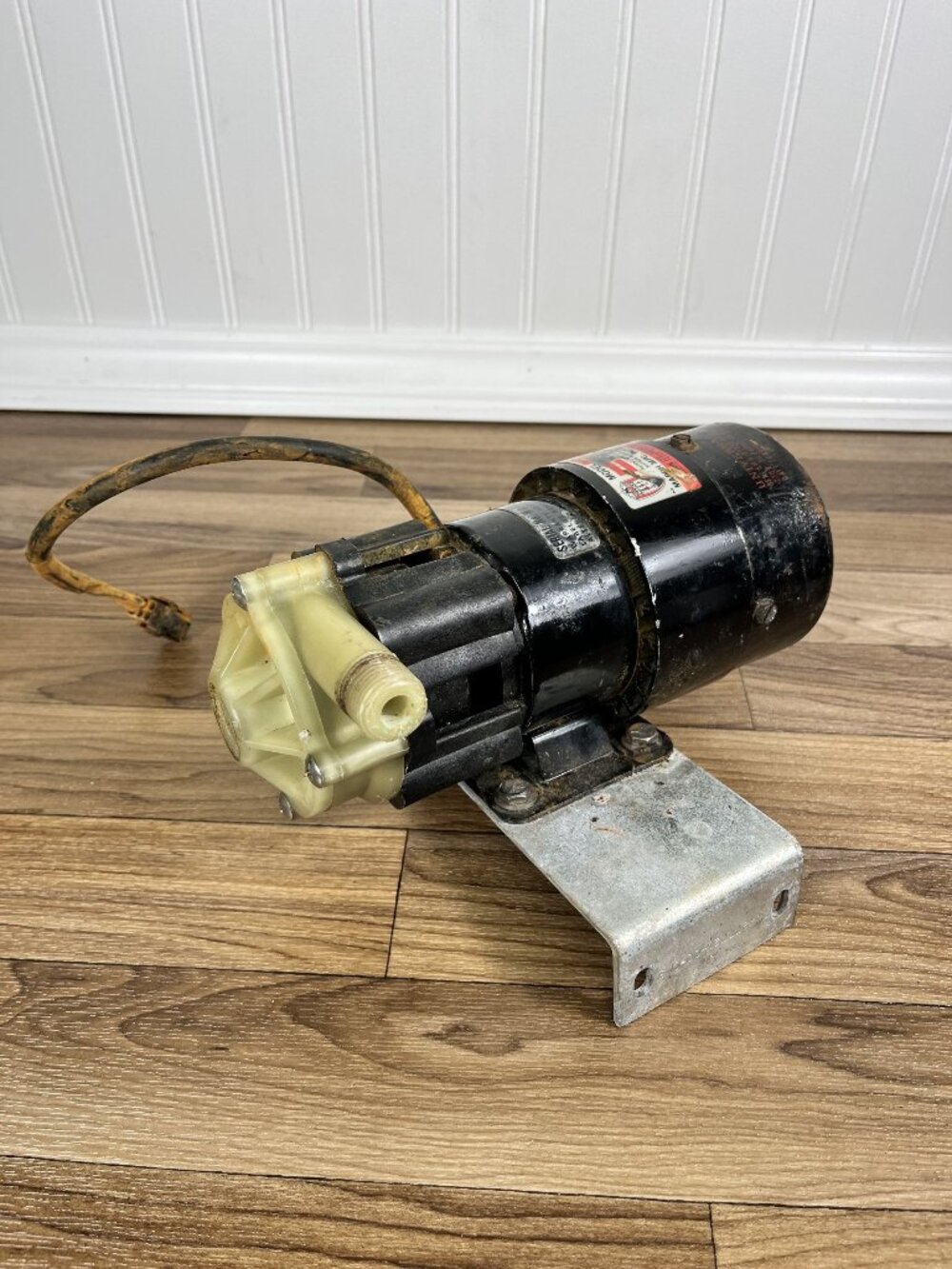 MARCH MARINE PUMP 115V AC-3CP-MD 115V Air Conditioning Pump